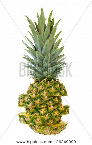 Tagliare ananas