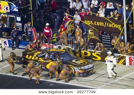 HAMPTON, GA - SEP 05: David Ragan bringer sin UPS Ford for service under Emory Healthcare 50