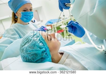 Endoscopic Sinus Surgery. Laser Vaporization Of Nasal Concha