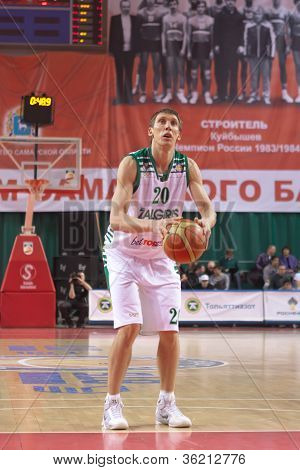 Dainius Salenga