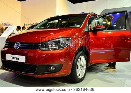 Pasay, Ph - Apr 1- Volkswagen Touran At Manila International Auto Show On April 1, 2017 In Pasay, Ph