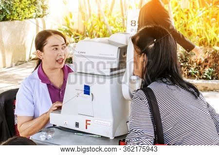 Kanchanaburi Thailand - December 14 : A Mobile Hospital Unit For Eye Examination Services For The Ge