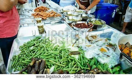 Lampang,thailand - November 24, 2019 Kad Kong Ta Walking Street, Landmark Famous Evening Night Marke
