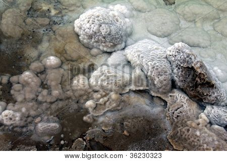 Salz im Toten Meer
