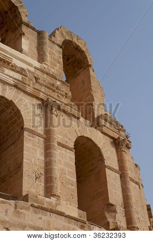 Římský amfiteátr El Djem v Tunisku