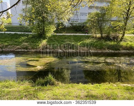 The Glatt River With An Embankment And Along The Highway Through The City Of Zürich (zuerich Or Zuri