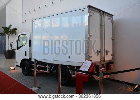 Pasay, Ph - July 26 - Isuzu Nlr85 Truck At Philauto Show On July 26, 2019 In Pasay, Philippines.