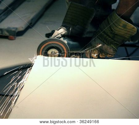 abrasive Metallverarbeitung