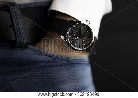 Saint-imier, Switzerland 31.03.2020 - Closeup Fashion Image Of Longines Watch On Wrist Of Man: Mans 