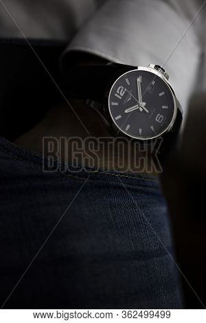 Saint-imier, Switzerland 31.03.2020 - Closeup Fashion Image Of Longines Watch On Wrist Of Man: Mans 