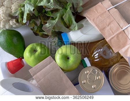 Flat Lay From A Set Of Different Products On A Light Surface. Food Delivery, Self-isolation, Gratuit