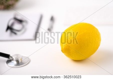 .natural Medicine. The Workspace Of A Blogger Medic. Immunostimulating Products: Lemon.