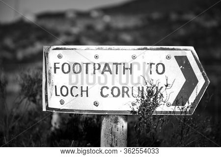 Isle Of Skye, Footpath To Loch Coruisk Signpost