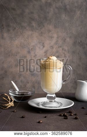 Dalgona Coffee