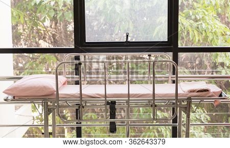 Empty Bed In The Hospital Emergency Department . Deluxe Private Ward. Equipped Hospital Room. Image 