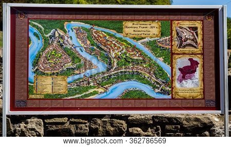 Veliko Tarnovo, Bulgaria - August 31, 2019: Map With The Legend Of The Famous Sightseeing Tsarevets 
