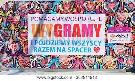 Warsaw, Poland. 21 April 2020. Sign Wygramy / We Will Win