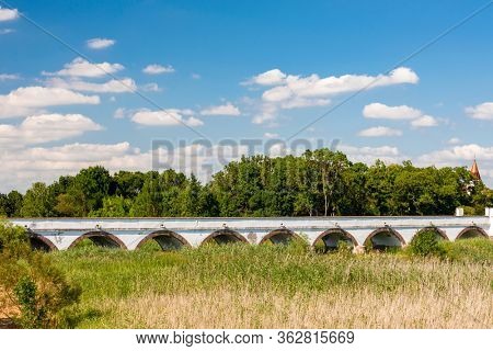 Bridge near the village Hortobagy, NP Hortobagy, Hungaria