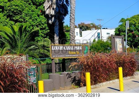 City Landscape. Usa, Los Angeles. July 2019
Colorful Background Of Houses And Plants For Publication
