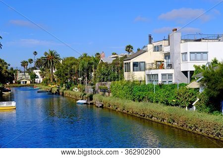 City Landscape. Usa, Los Angeles. July 2019
Colorful Background Of Houses And Plants For Publication