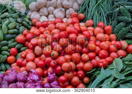 Tomato And Other Vegetables For Sale In A Market In Territy Bazar, Kolkata, West Bengal, India.