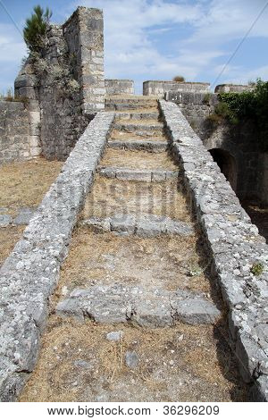 Stone trap