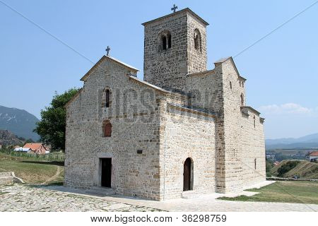 Eski manastır