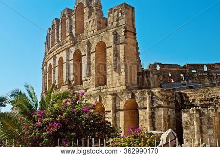 Tunisia, Africa, El -djem - Julay 10, 2018, Ruins Of The Largest  Roman Coliseum In In North Africa.