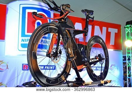 Pasay, Ph - April 7 - Hed Bicycle At Manila International Auto Show On April 7, 2018 In Pasay, Phili