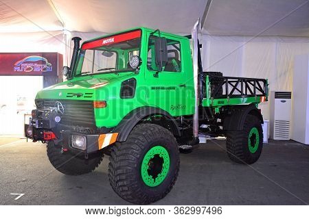 Pasay, Ph - April 7 - Mercedes Benz Unimog 1450 At Manila International Auto Show On April 7, 2018 I