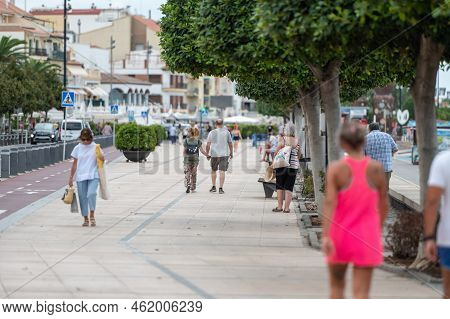 Cambrils, Spain : 2022 September 10 : Panorama At The End Of Summer In The Tourist City Of Cambrils 