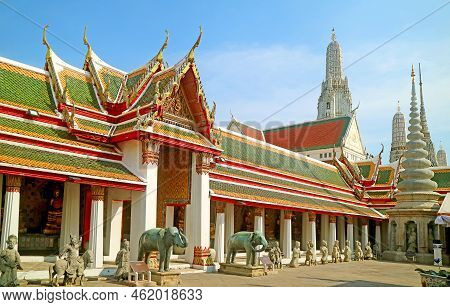 Stunning Cloister Of Wat Arun Temple With The Iconic Holy Spire In The Backdrop, Bangkok, Thailand