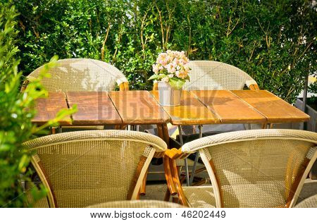 Vintage Old Fashioned Cafe chaises avec Table à Copenhague, Danemark