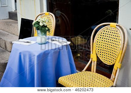 Vintage Old Fashioned Cafe chaises avec Table à Copenhague, Danemark