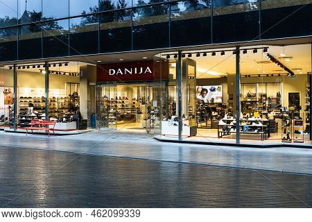 The Window Of Modern Shoe Stores Danija. Kaunas, Lithuania, 7 September 2022