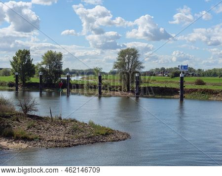 the city of Doesburg at the ijssel river