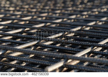 The Rebar Is Bonded With Steel Wire For Use As A Construction Infrastructure. Which Part Of The Reba