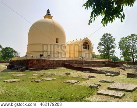Parinirvana Stupa And Temple, Kushinagar, Gorakhpur, Uttar Pradesh