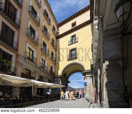 Madrid, Spain, September 2022. View Of The Historic Calle De Toledo Street In The City Center