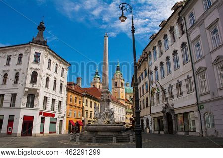 Robba Fountain In Town Square Or Mestni Trg In Central Ljubljana. Called Robbov Vodnjak In Slovenian
