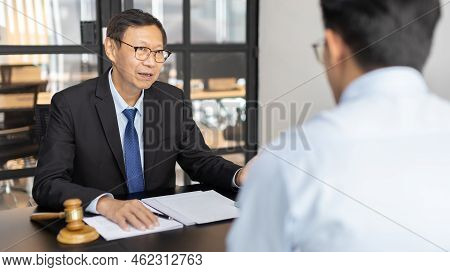 Attorney or judge provides legal advice to the client in the courtroom, Ethics in the courts include