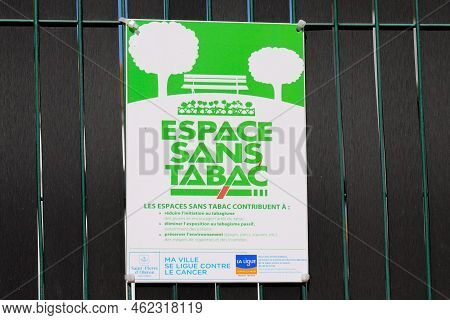 Bordeaux , Aquitaine  France - 25 09 2022 : Espace Sans Tabac Logo Brand And Sign French Text Means 