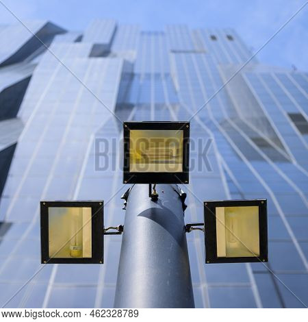 Vienna, Austria - September 8, 2022: Dc Tower In Vienna, Lamppost, Sunny Day In Autumn