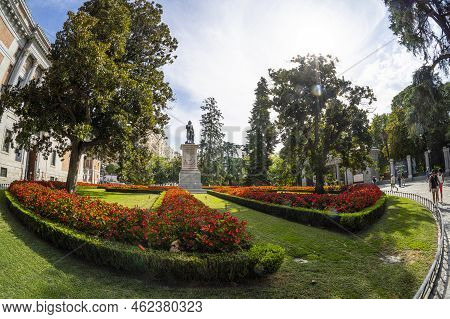 Madrid, Spain, September 2022. The Statue Of Murillo In Front Of Prado Museum In Thre City Center