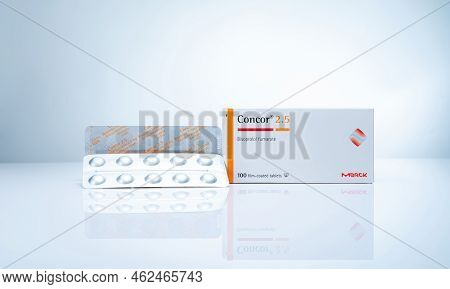 Chonburi, Thailand-august 21, 2022 : Concor 2.5 Product Of Merck In Paper Box Packaging On White Bac