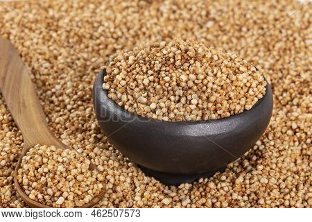 Quinua Seeds Pop Food Organic Healthy - Chenopodium Quinua
