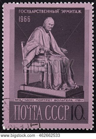 Ussr - Circa 1966: Postage Stamp 'portrait Of Voltaire, Jean-antoine Houdon,1781' Printed In Ussr. S