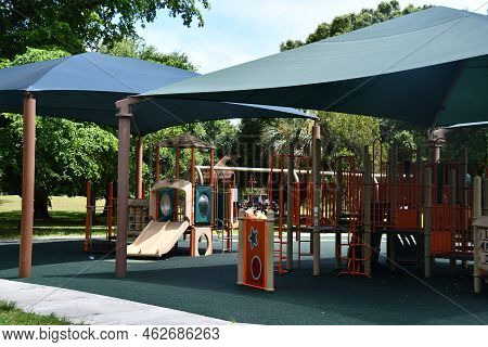 Lauderhill Fl - Aug 6: Ilene Lieberman Botanical Gardens In Lauderhill, Florida, As Seen On Aug 6, 2
