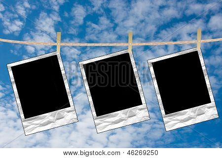 The Clean Black Folias Of Paper Hang On A Rope