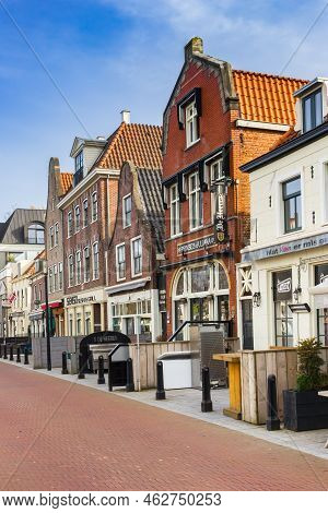 Purmerend, Netherlands - March 31, 2021: Empty Bars And Restaurants On The Koemarkt Square In Purmer